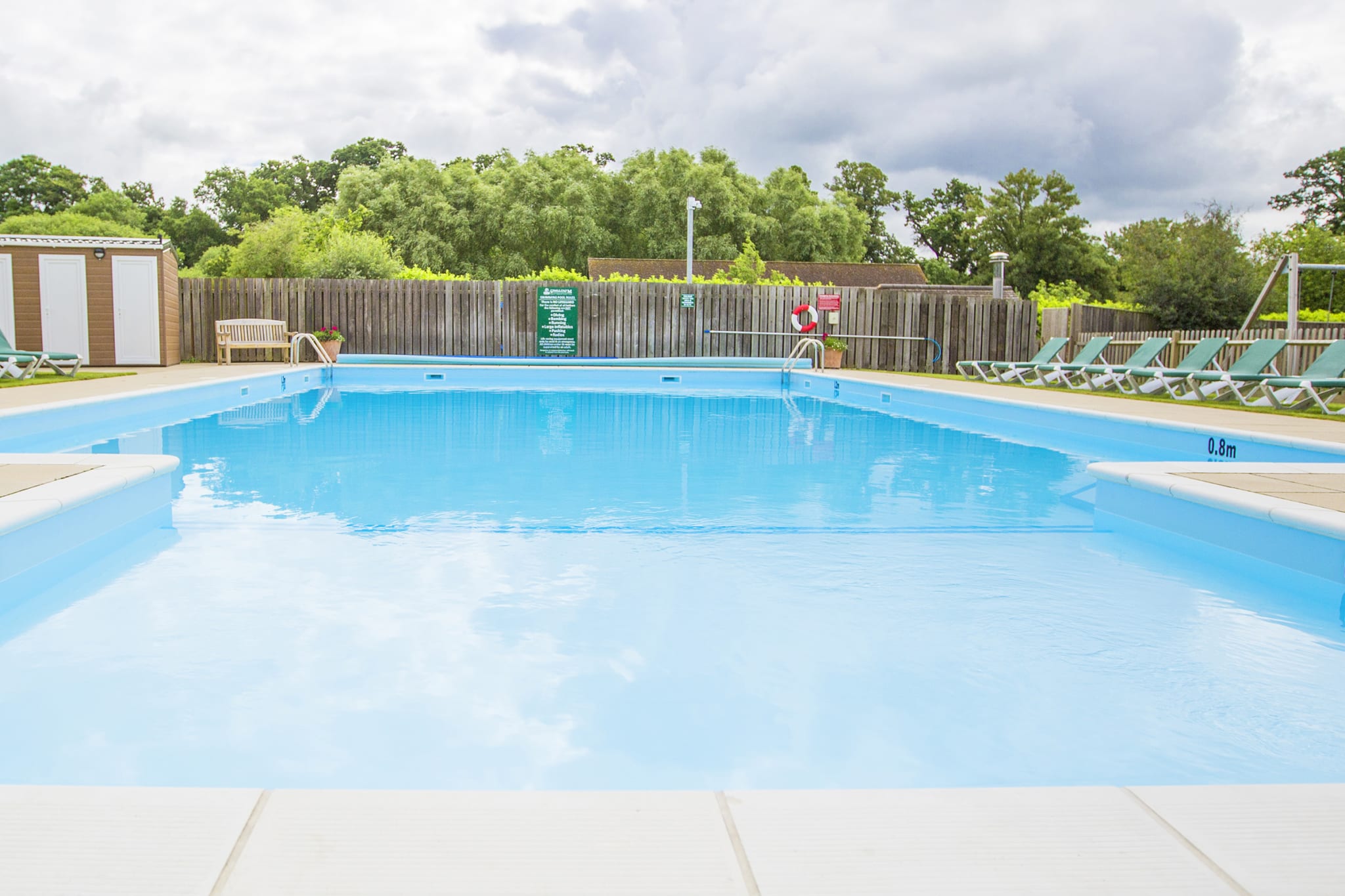 Swiss Farm Henley On Thames Heated Outdoor Swimming Pool